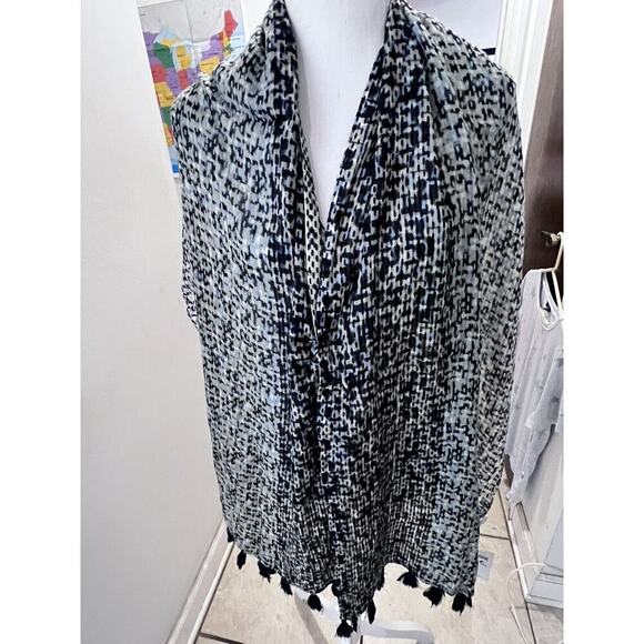 J Jill Pure Jill NWT blue White Tasseled Scarf 20 X 72 - Picture 2 of 4